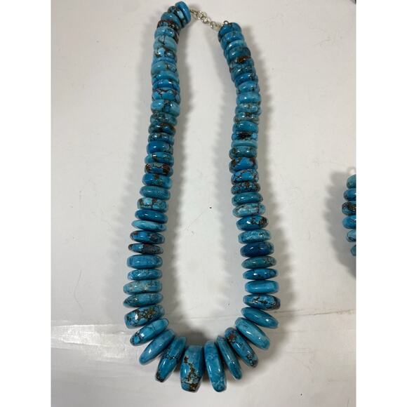 Vintage Native American Navajo Turquoise Necklace & Bracelet Set - Picture 4 of 9